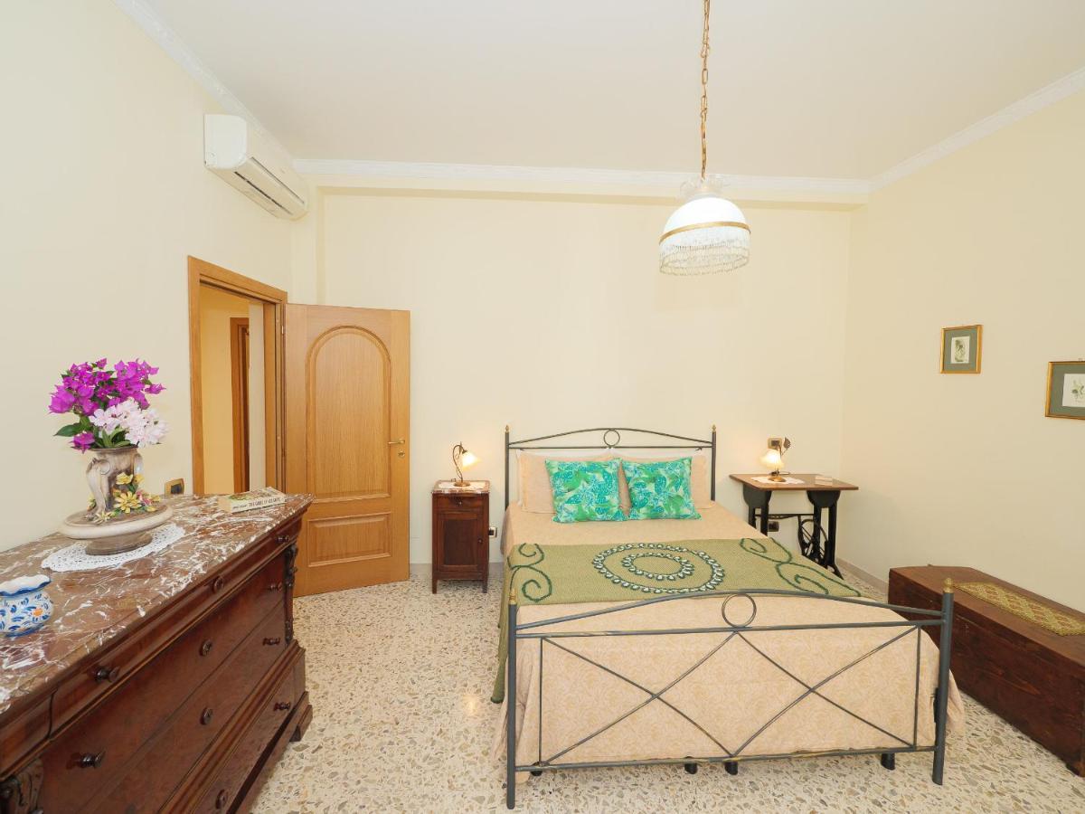 Aranci Apt 67 - Sorrento Centre And Vesuvius View エクステリア 写真
